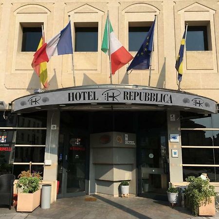Hr Hotel Monfalcone Extérieur photo