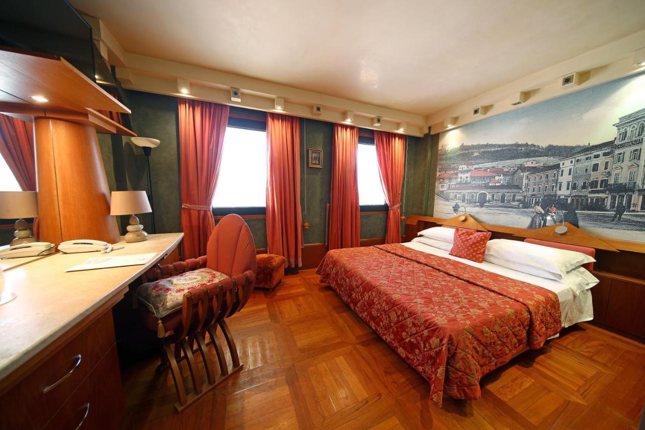 Hr Hotel Monfalcone Extérieur photo