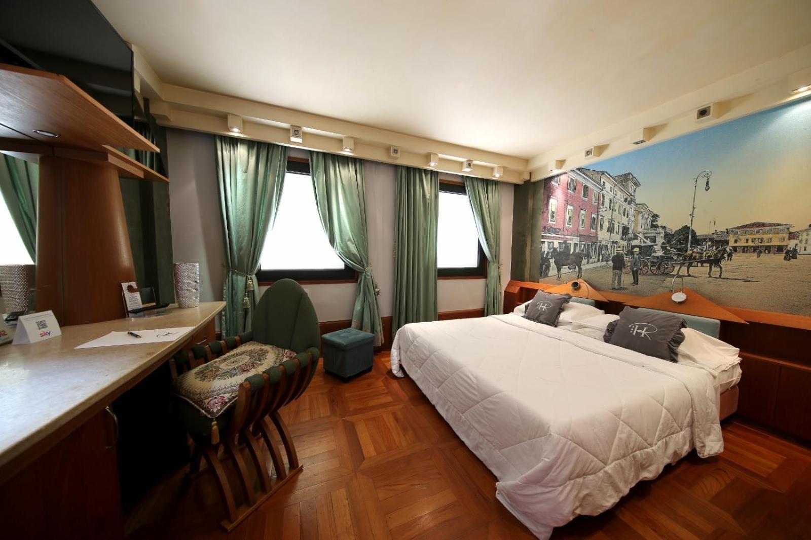 Hr Hotel Monfalcone Extérieur photo