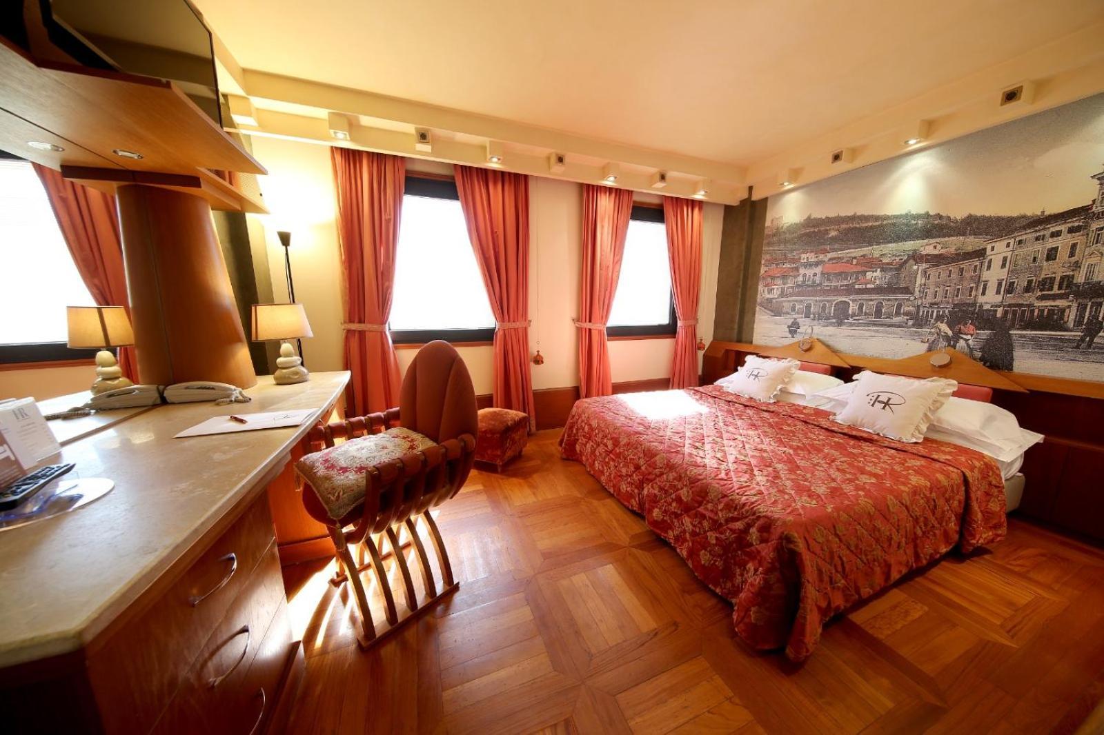 Hr Hotel Monfalcone Extérieur photo