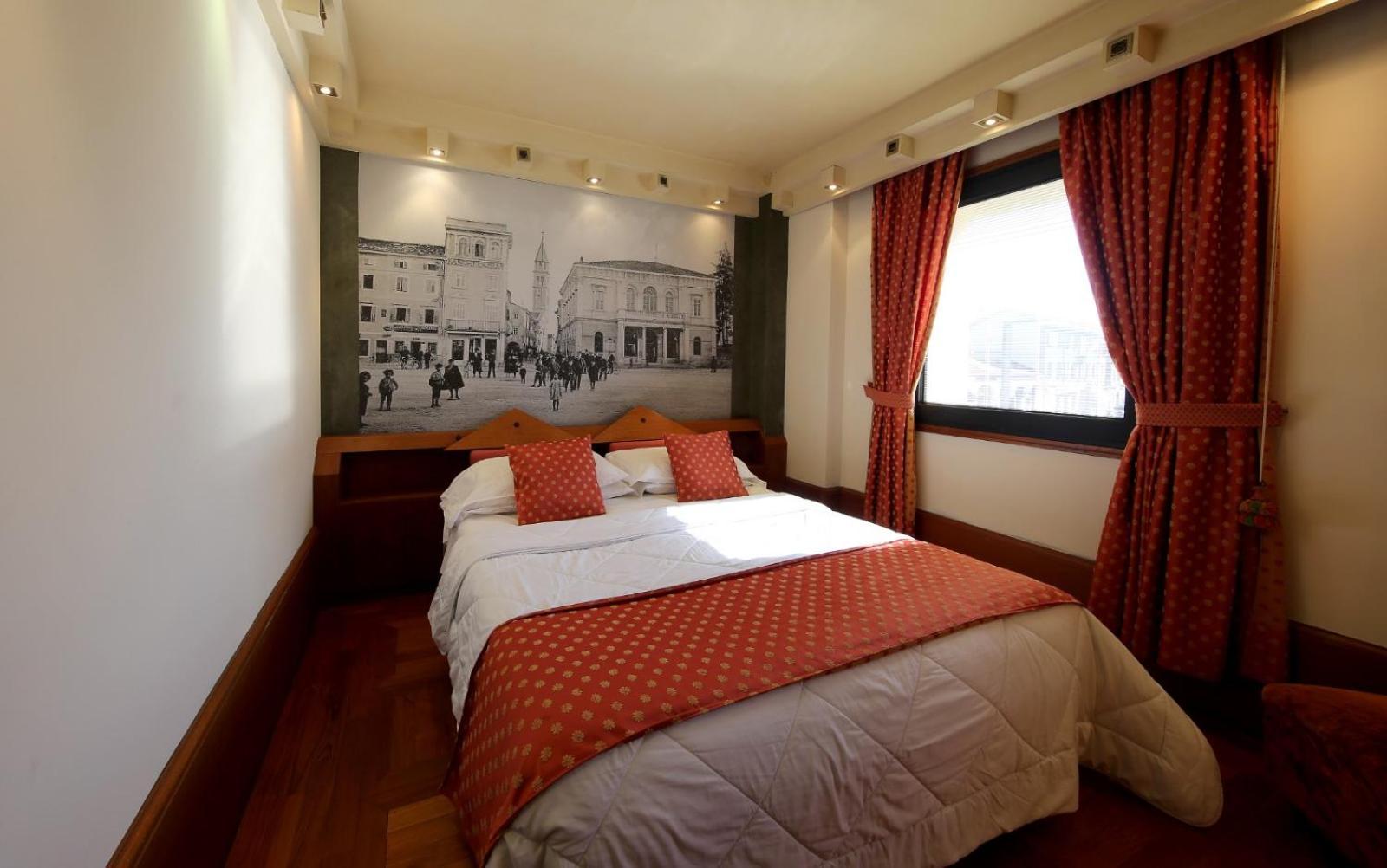 Hr Hotel Monfalcone Extérieur photo
