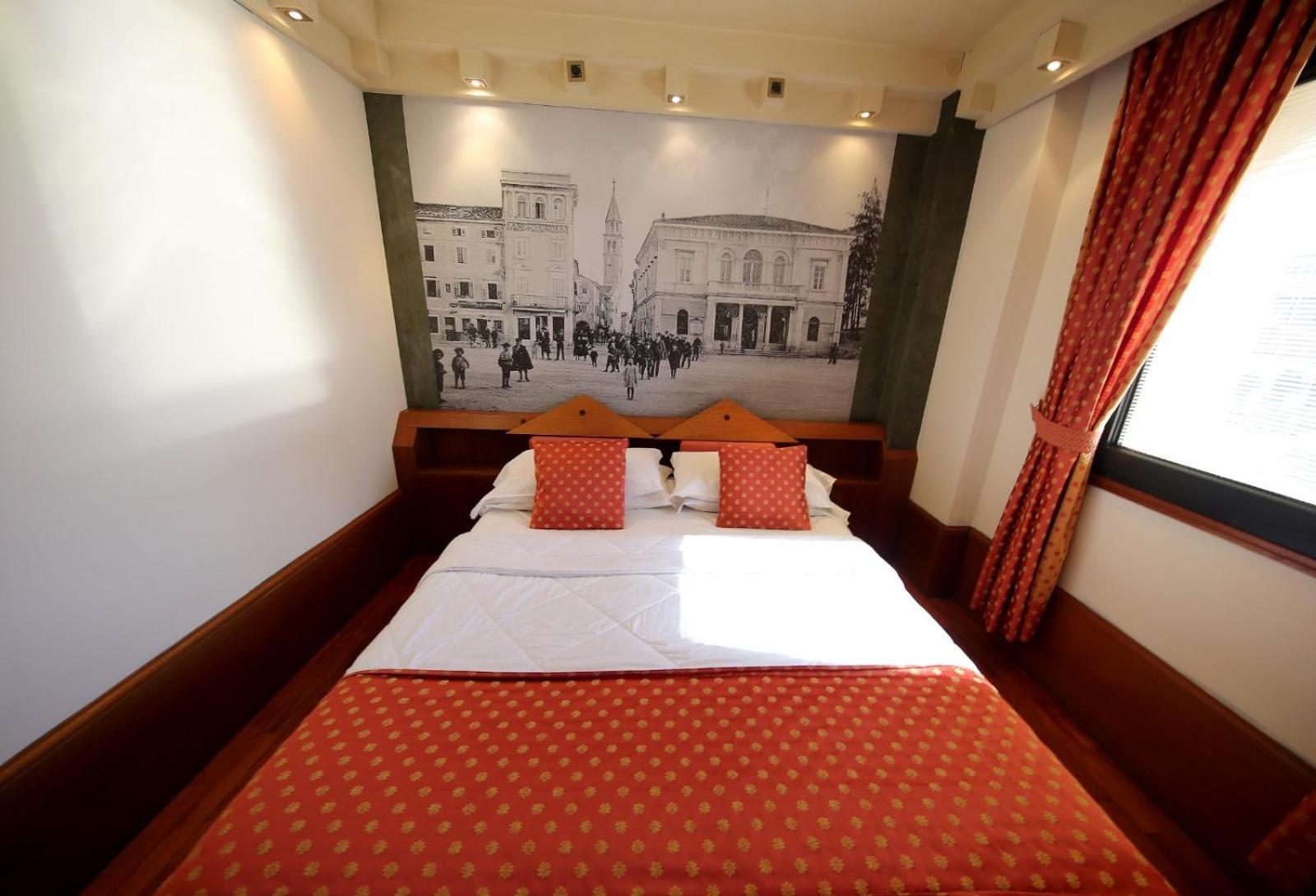 Hr Hotel Monfalcone Extérieur photo