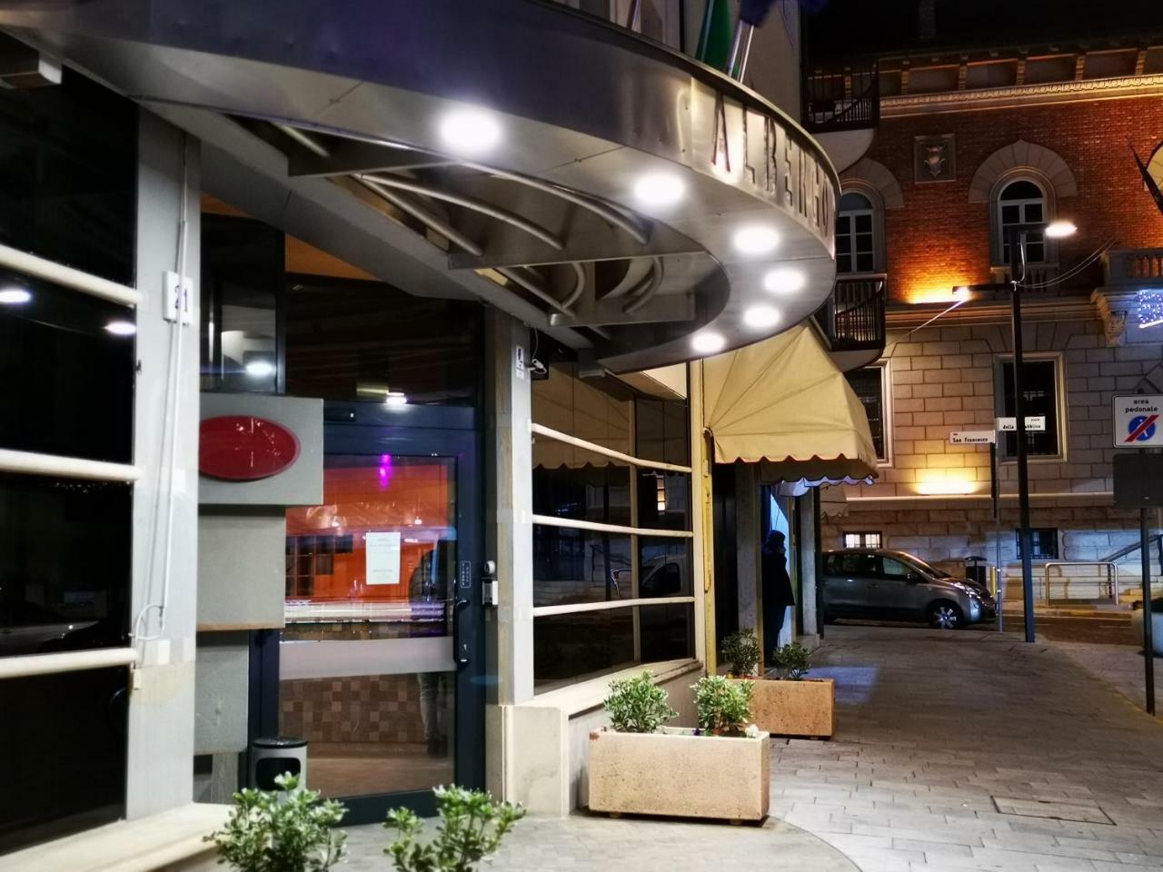 Hr Hotel Monfalcone Extérieur photo